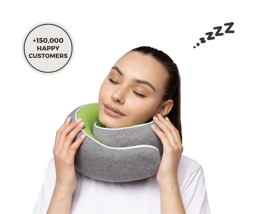 WANDER+ Pillow in Green, product photo